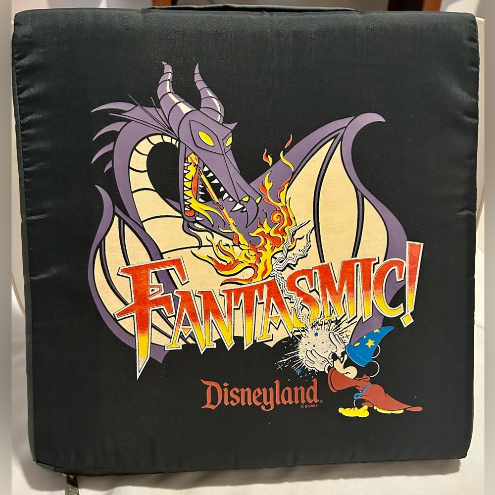 Vintage Disneyland Fantasmic/Main St. Electrical Parade Seat Cushion w/ handle